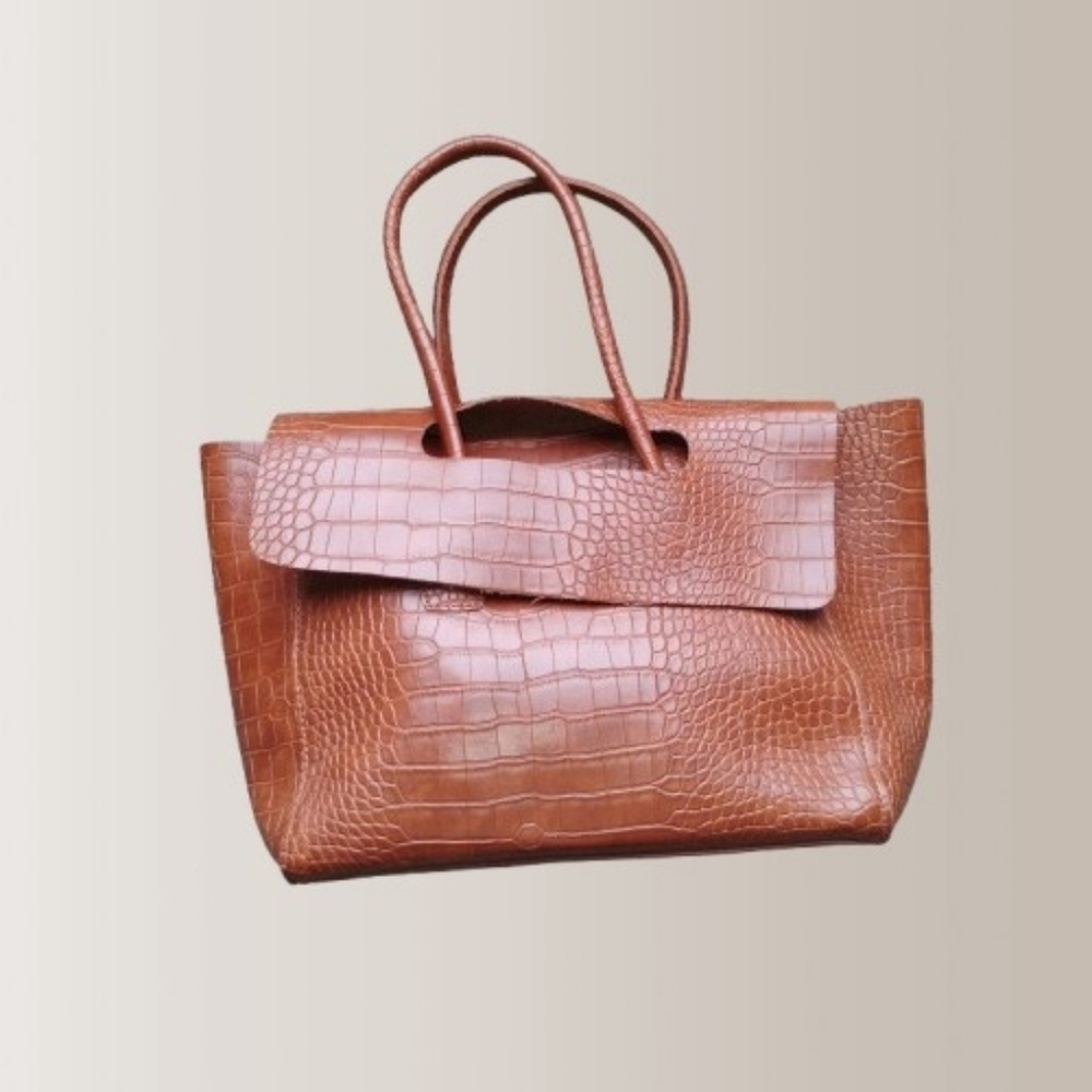 Chic Croc-Embossed Structured Bag | Minimalist Modern Workwear